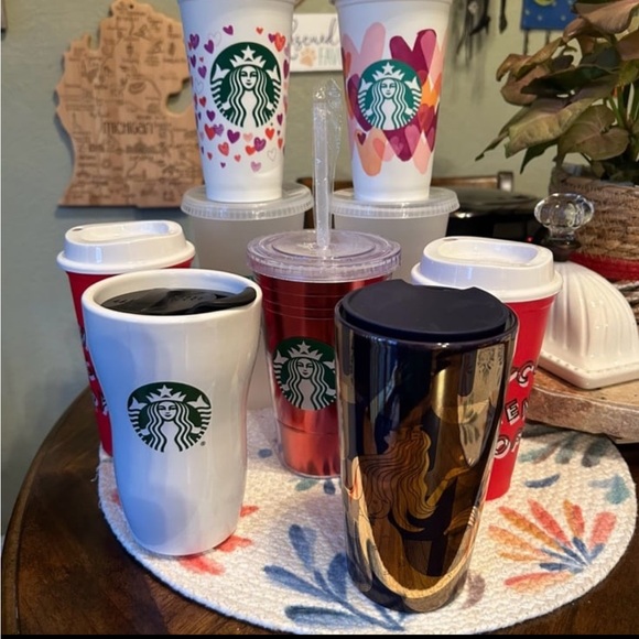 7 Starbucks cups and tumblers bundle - Picture 1 of 7